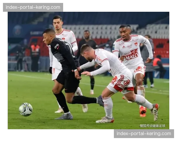 消息：法甲联盟宣布，就上周联赛中的种族歧视事件启动调查程序