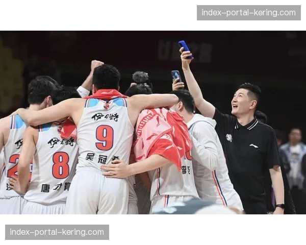 【2026年4月CBA联赛阶段性复盘·赛后·通讯常规赛收官战纪实：深圳队加时险胜上海，搭上季后赛末班车