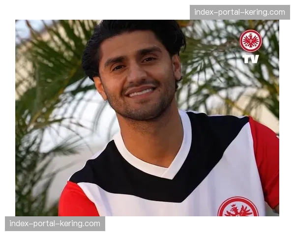 法兰克福官方：30岁中场达胡德将在今夏合同到期后离队